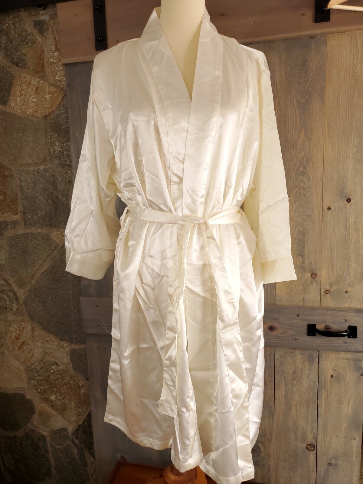 Primary image for Lillian Rose Bride Satin Robe Ivory White Size L/XL