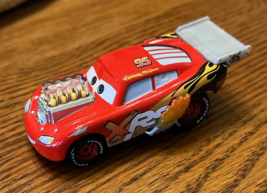 Disney Pixar Cars - XRS DRAG RACER LIGHTNING MCQUEEN MATTEL DIE-CAST - £7.87 GBP