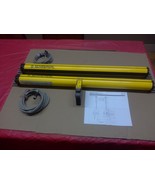SCHMERSAL SAFETY LIGHT CURTAIN SYSTEM / SLC420-E/R0650-30-RFB / RELAY &amp; ... - €767,75 EUR