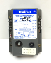 Honeywell S87D1012 Direct Spark Ignition Control Module used #D575 - $2,610.64 MXN