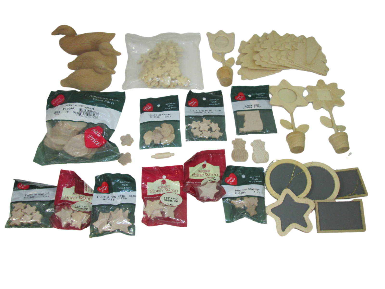 Huge Craft Lot Wood Ornaments Trees Picture Frames Ducks Stars Hearts Co... - $18.69