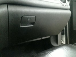 ENCLAVE   2013 Glove Box 104735676 - $1,082.89 MXN