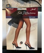 Hanes Silk Reflection Pantyhose Silky Sheer 717 Control Top Sandalfoot S... - $10.89