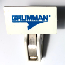 Grumman magnet clip Aerospace Aircraft Bethpage NY white plastic and metal - £7.98 GBP