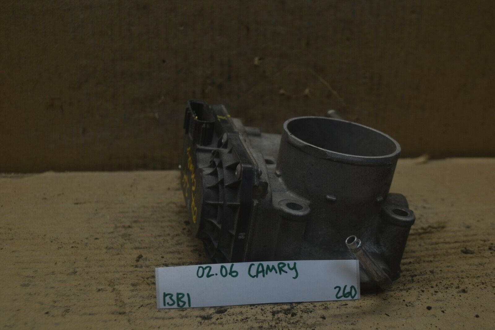 07-11 Toyota Camry 4 cyl Throttle Body Valve 220300H030 Assembly 260-13b1 - $9.99