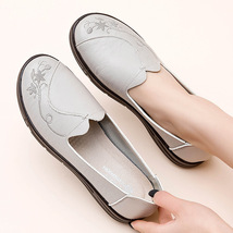 Spring Autumn Fashion Soft Leather Women Casual Shoes Women&#39;s Loafers Flat Shoes - £24.78 GBP