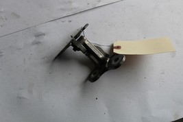 16-17 JAGUAR XE DRIVER LEFT SIDE DOOR LOWER HINGE BRACKET FRONT or REAR M1492 image 6