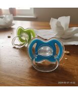 Gum-EEZ Silicone Pacifier-Style Baby Teethers, 2-Pack, BPA-Free, 3m+, Co... - $175.30 MXN