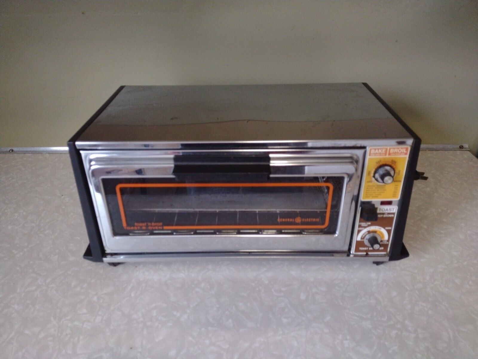 Vtg General Electric GE Toast 'N Broil Toast-R-Oven Bake COMPACT CHROME WORKS - $65.44