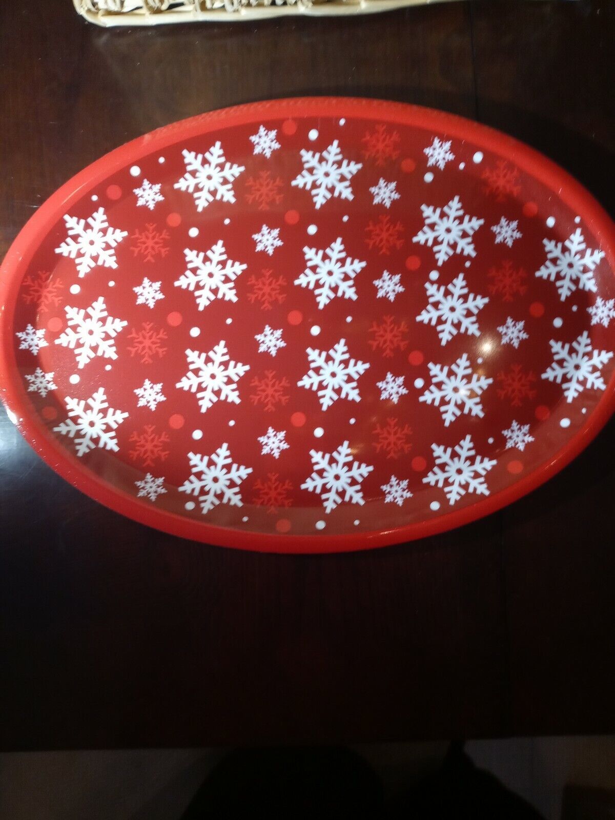 Christmas Snowflake Plastic Platter-Brand New-SHIPS N 24 HOURS - $11.68