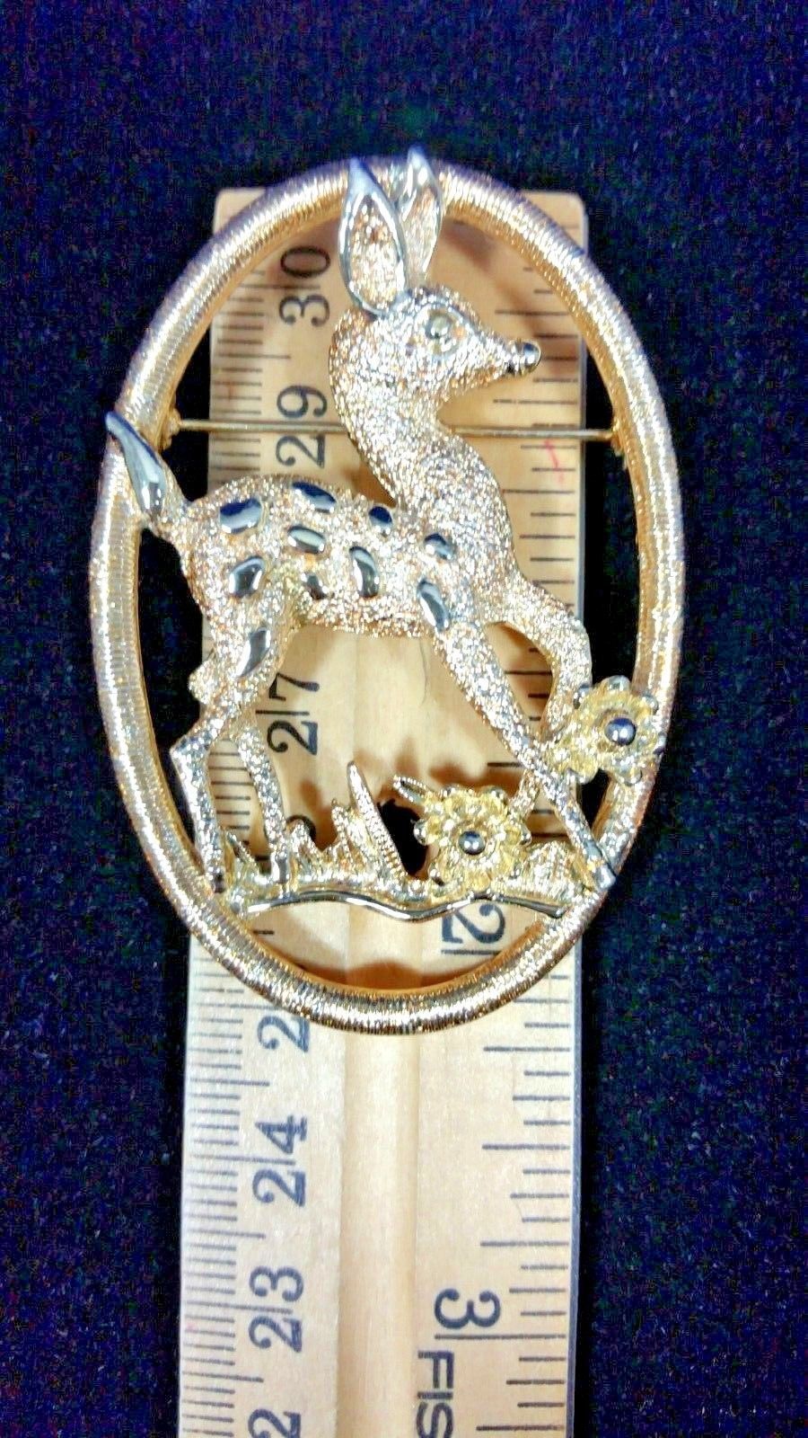 Vintage Signed Designer Sarah Coventry Gold Tone Little Doe Brooch Pin 2 1/4" Item image 5