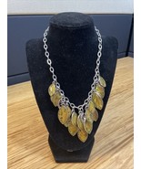 Beautiful Silver Tone Yellow Teardrop Necklace Fashion Estate Jewerly KG JD - $326.89 MXN