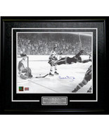 Bobby Orr &quot;The Goal&quot; Signed 11x14 Framed Photo - Boston Bruins - £283.08 GBP