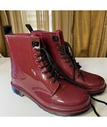 Michael Kors Tavie Rainbootie Rubber Burgandy Women’s Size 9 - $961.30 MXN
