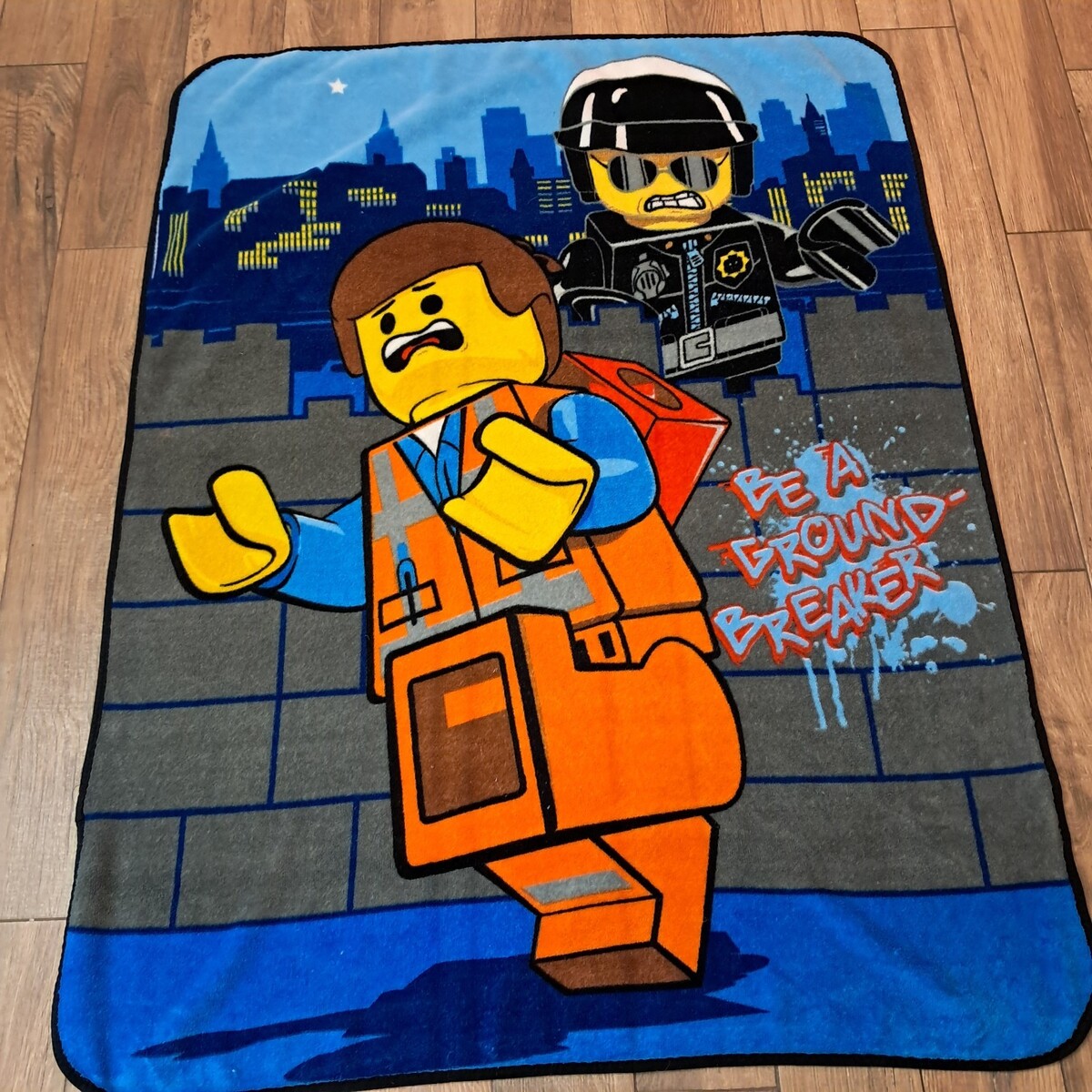 Full-size item image