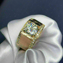 2.50Ct Corte Redondo Moissanita Hombres Compromiso Ring 14K Oro Amarillo Acabado - £68.75 GBP
