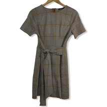 Doe &amp; Rae Plaid Short Sleeve Tie Front Dress - £26.16 GBP