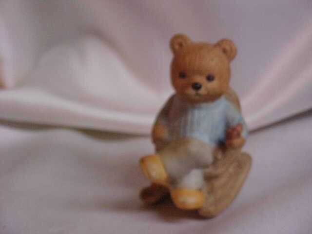 Homco - 1470 - Grandpa Bear in a Rocking Chair Holding Pipe - Vintage 1980's - $9.99