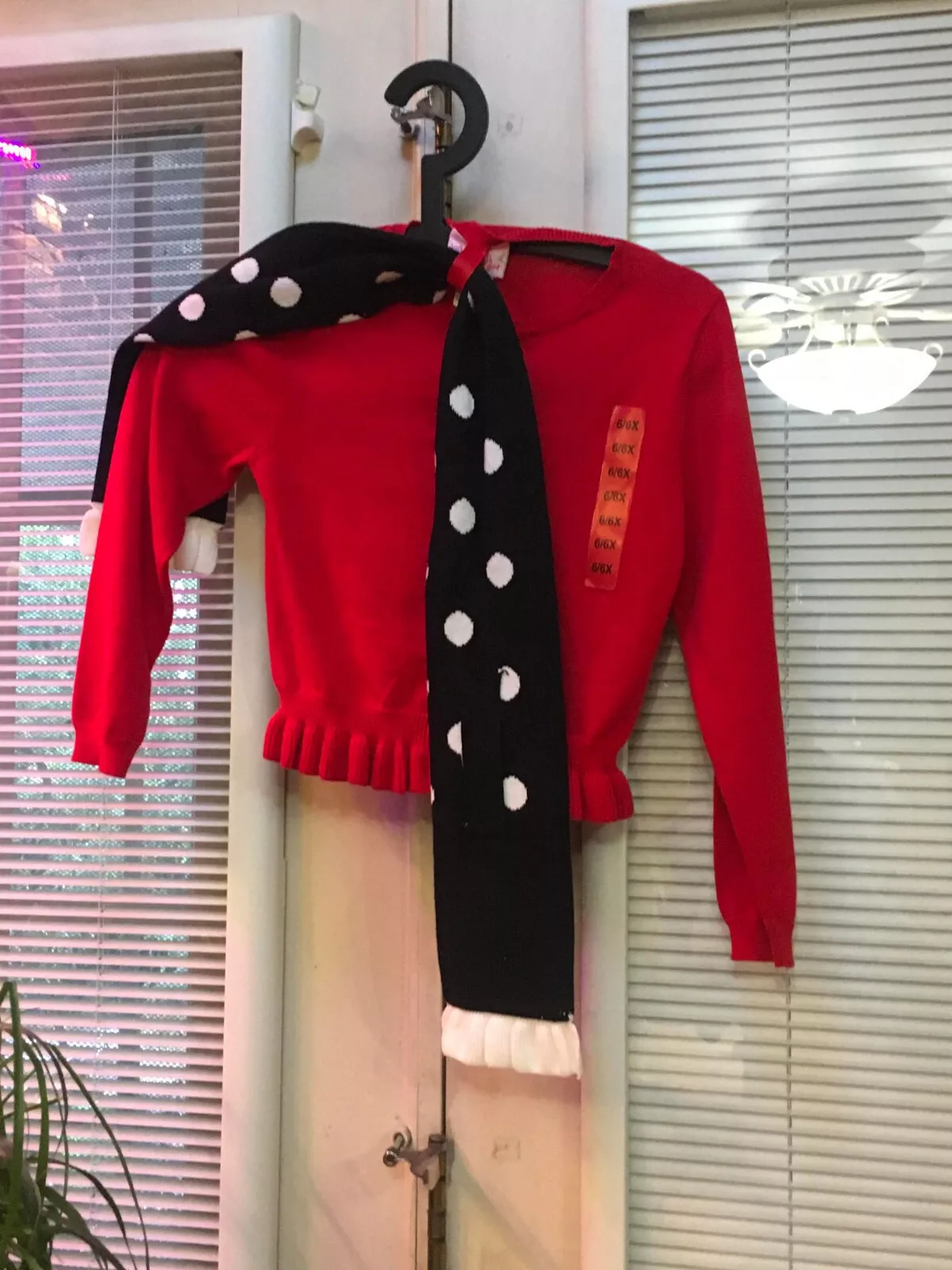Fleurish Girl Red Sweater w/Scarf - $10.00