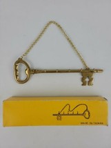 Vintage Brass Looking Skeleton Key Holder 5 Spot Hook Wall Hanging Decor Metal - £17.49 GBP