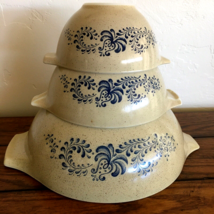 3 Vintage Pyrex Homestead Blue Cinderella Tan Nesting Mixing Bowls 441 442 444 - £33.12 GBP