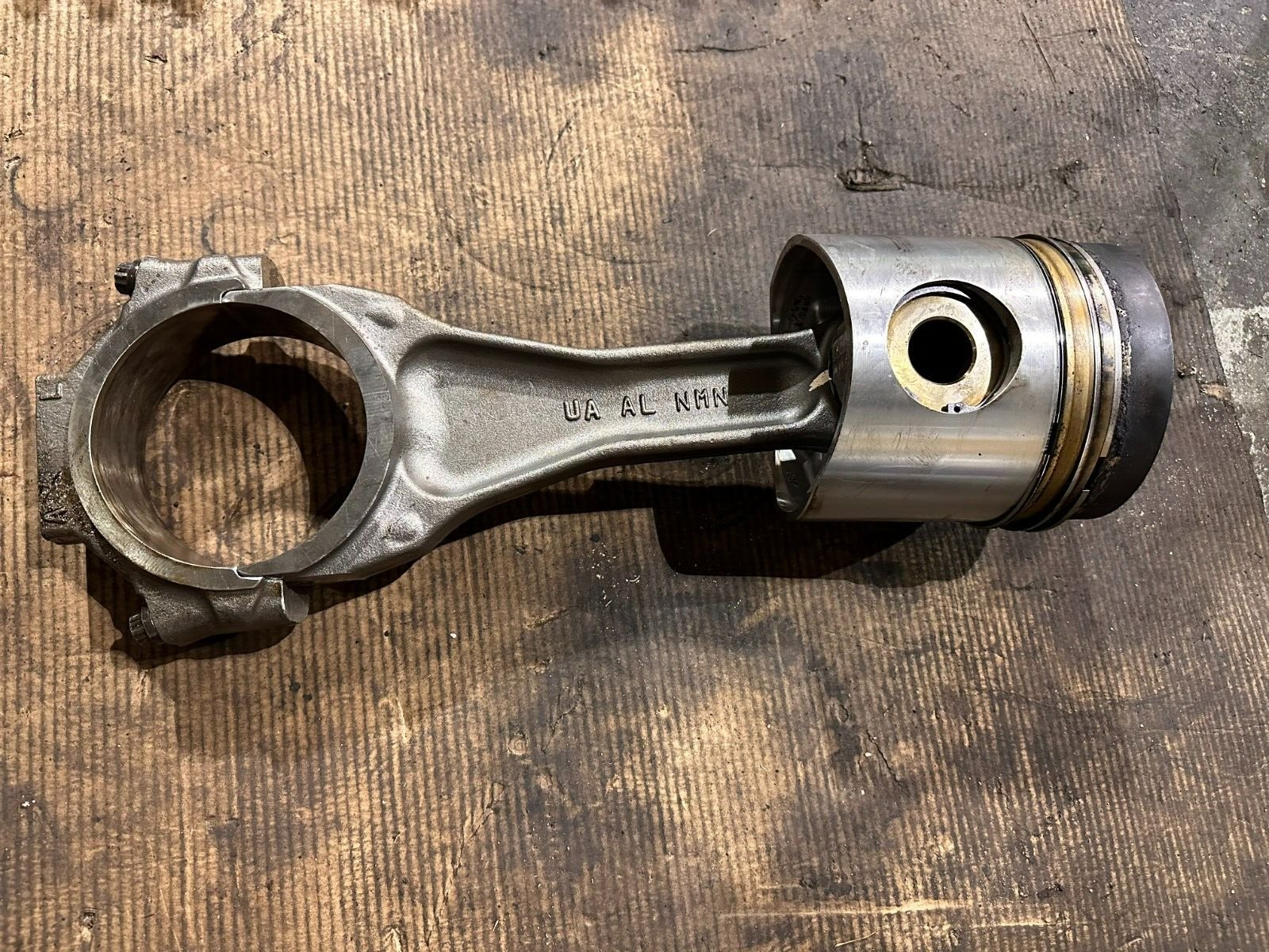 CATERPILLAR Diesel Engine CAT 3508 0R-9200 ROD ASSEMBLY 101-3281 7C8607 OEM - $934.65