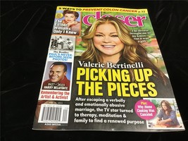 Closer Magazine May 15, 2023 Valerie Bertinelli, Harry Belafonte, Esther William - £6.72 GBP