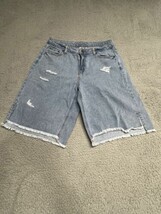 Alani Women&#39;s Lightly Distressed Bermuda Denim Shorts  Sz.6 Future Colle... - $162.76 MXN