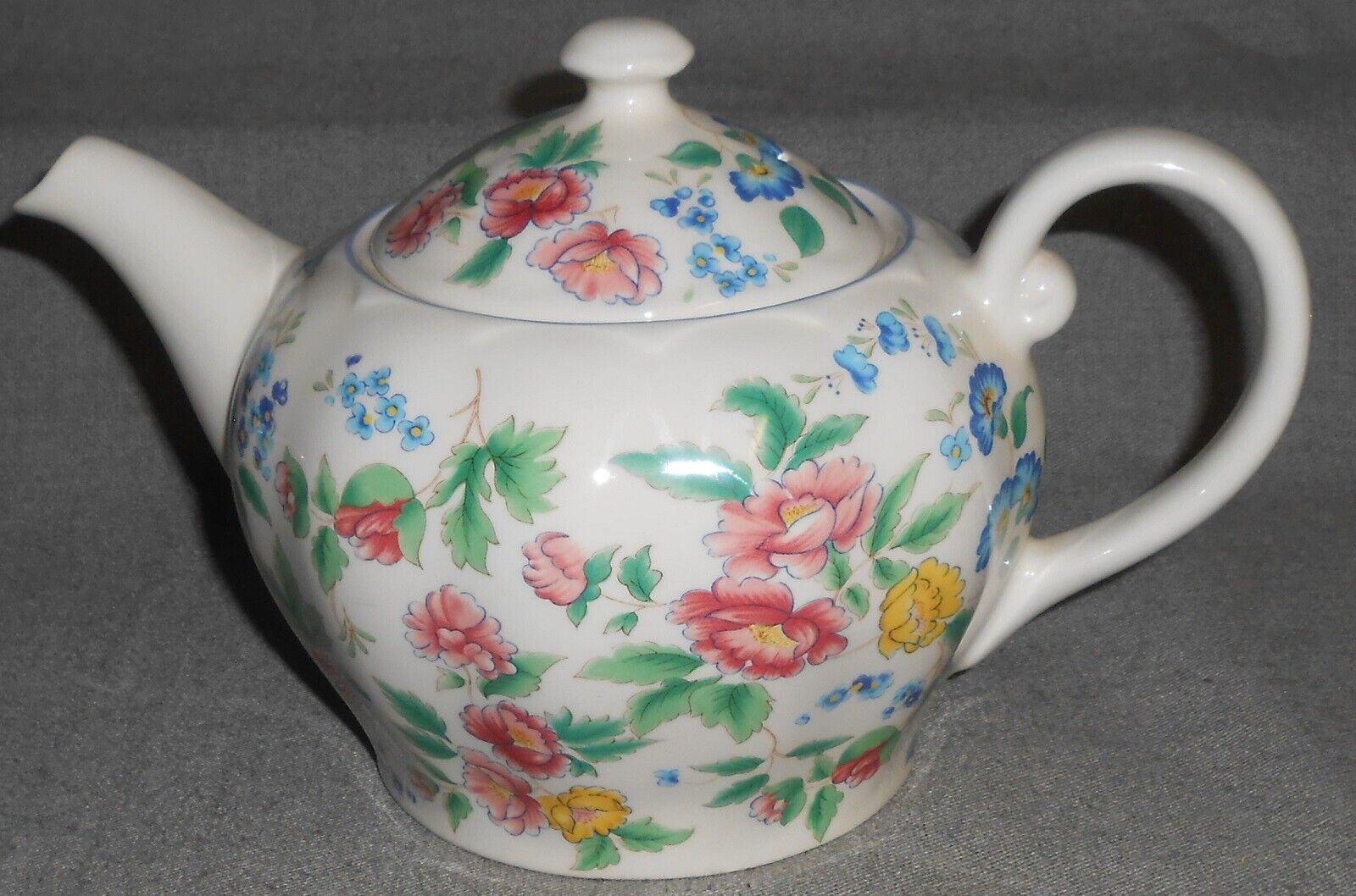 Laura Ashley HAZELBURY PATTERN Teapot MADE IN STAFFORDSHIRE - ENGLAND - $98.99