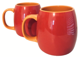 Tabletops Gallery Lot of 2 Mugs Red Ceramic w/Orange Interiors 4.5&quot;H 14 oz. - £10.58 GBP