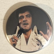 Elvis Presley Vintage Pinback Button Elvis In White Jumpsuit J4 - £6.28 GBP