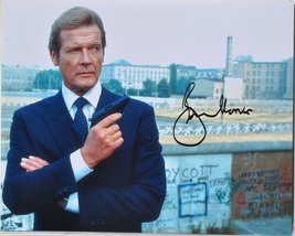 ROGER MOORE Signed Photo – James Bond 007 – Live And Let Die w/COA - £262.38 GBP