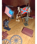 VTG 35 Plastic Civil War Toy Soldiers Army Men 2&quot; Gettysburg Figures 2 H... - $221.89 MXN