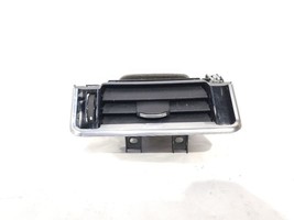 2018 Range Rover Velar OEM Left Air Vent J8A2-018B08-A  - £34.05 GBP