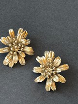 Vintage Napier Sterling Marked Dimensional Layered Silver Flower Clip Earrings – - $27.83