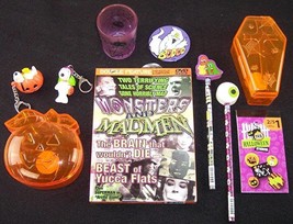 NEW 10 Pc. Halloween Fun Lot, 2 Snoopy Keychains, Horror DVD, Treat Boxes, Etc. - £12.04 GBP