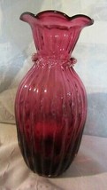 Vintage Pilgrim Cranberry Swirl Glass Vase With  Rigaree - £22.37 GBP