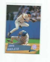 Derek Jeter (New York Yankees) 2000 Topps Stadium Club Card #197 - £3.90 GBP