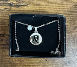 Avon NRT Zodiac Necklace with Genuine Freshwater Pearl - LEO NIB - $17.17