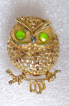 Vintage Sarah Coventry Gold Tone Hoot Owl Brooch Lapel Pin - £15.78 GBP