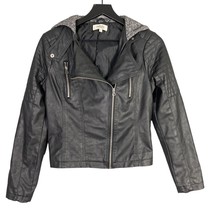 Charlotte Russe Women&#39;s Black Faux Leather Moto Jacket M Zip Accents - £13.53 GBP