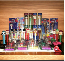 Lots of Mostly Vintage Holiday Pez - £77.84 GBP