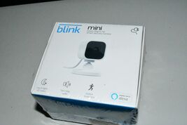 Blink Mini Indoor Plug-In Live HD Smart Security Camera (New in Box-SEAL... - $33.64 CAD