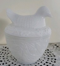 Avon Brand ~ White Milk Glass ~ Hen Figure ~ Covered Bowl/Dish - £17.74 GBP