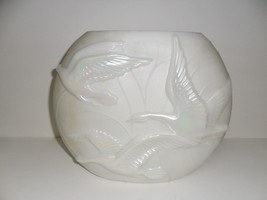 Early Phoenix Vase Consolidated Martele Satin Glass Wild Geese c1930s [a2] - £138.48 GBP