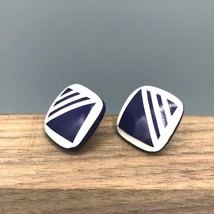 Deep Carved Lucite Stud Vintage Earrings, Purple Reveals White, Mod Striped - £25.52 GBP