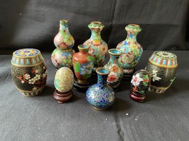 Lot of 10 Chinese Enamel Cloisonne Miniature Vases and others . Wooden stands - £134.59 GBP