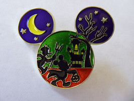 Disney Trading Pins Mickey Mouse Silhouette Trick-or-Treat Scene - £14.81 GBP