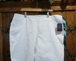 Jag Gracie Bermuda Plus Size Pull-on  White Shorts Size 22W Classic Fit ... - $24.70