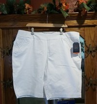 Jag Gracie Bermuda Plus Size Pull-on  White Shorts Size 22W Classic Fit ... - $24.70